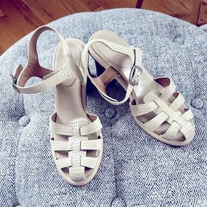 Vincenza Sandle - off white